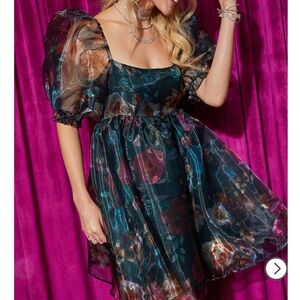 Francesca’s Alana Floral Babydoll mini dress. Brand new, never worn.